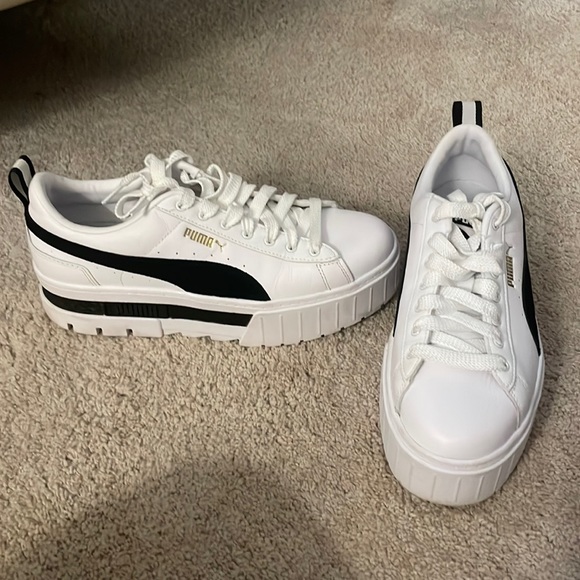 Puma Mayze Platform Sneakers worn 2x - Picture 1 of 6